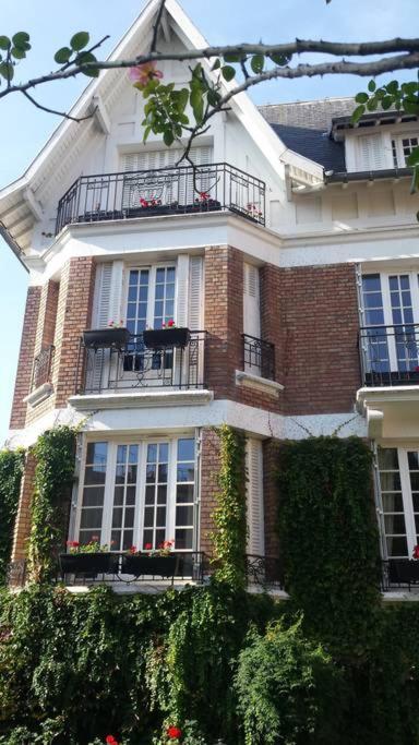 La Romantique Paris Eksteriør billede
